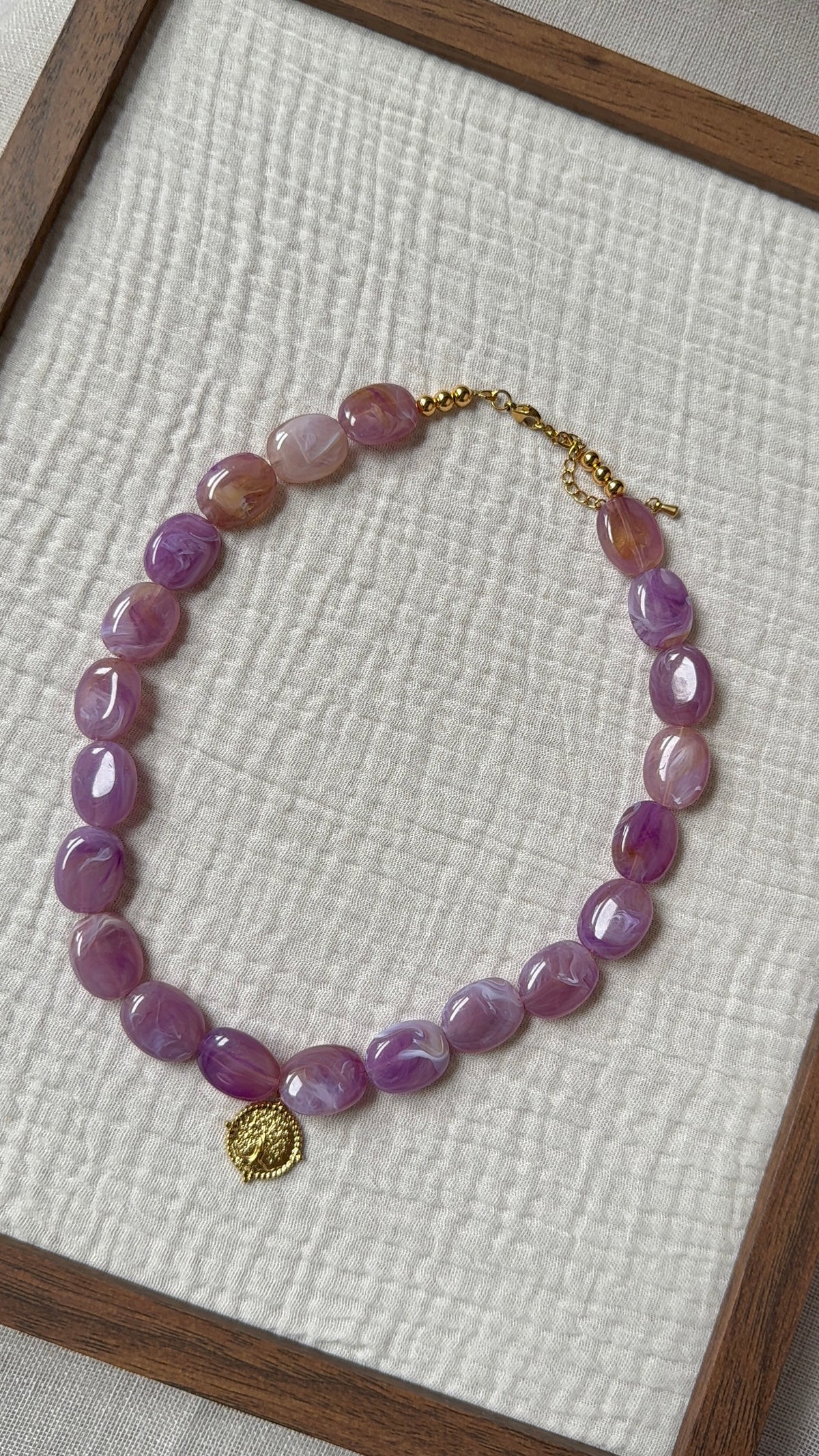 Collier Amande lila